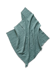 スカーフの縁のロック処理ディテール