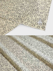 スカーフの縁のロック処理ディテール