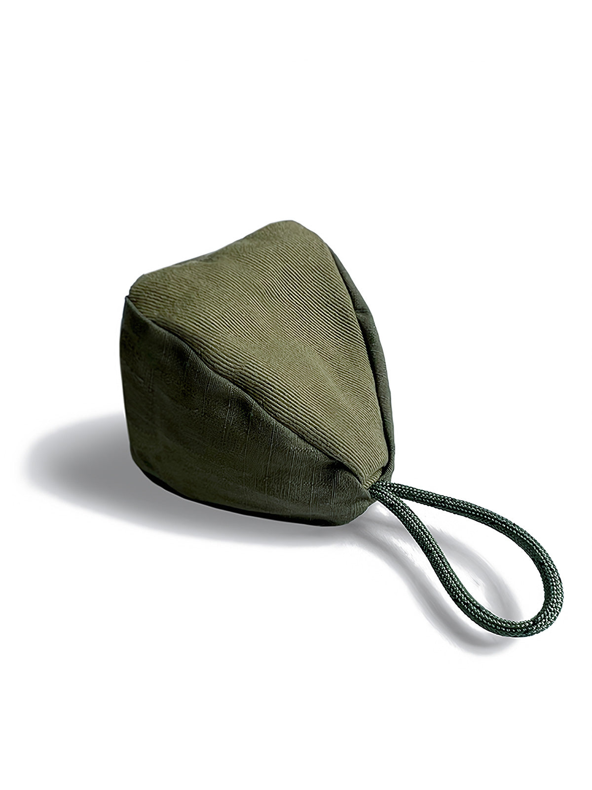 ナイロン持ち手とスエード牛革のディテール