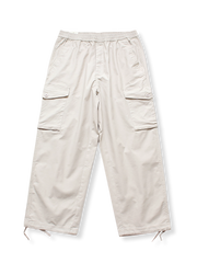 マルチポケットルーズフィットウォッシュドカーゴパンツ正面図