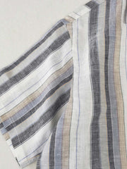 レトロシルエットのストライプ半袖シャツのディテール展示図