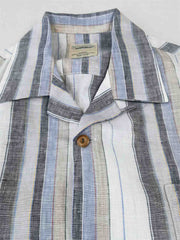 レトロシルエットのストライプ半袖シャツのディテール展示図