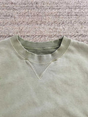 手作業によるカラーウォッシュとダメージ加工のディテール