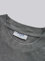 Tシャツの独特なアイスダイ染め(Ice Dyeing)模様のディテール画像