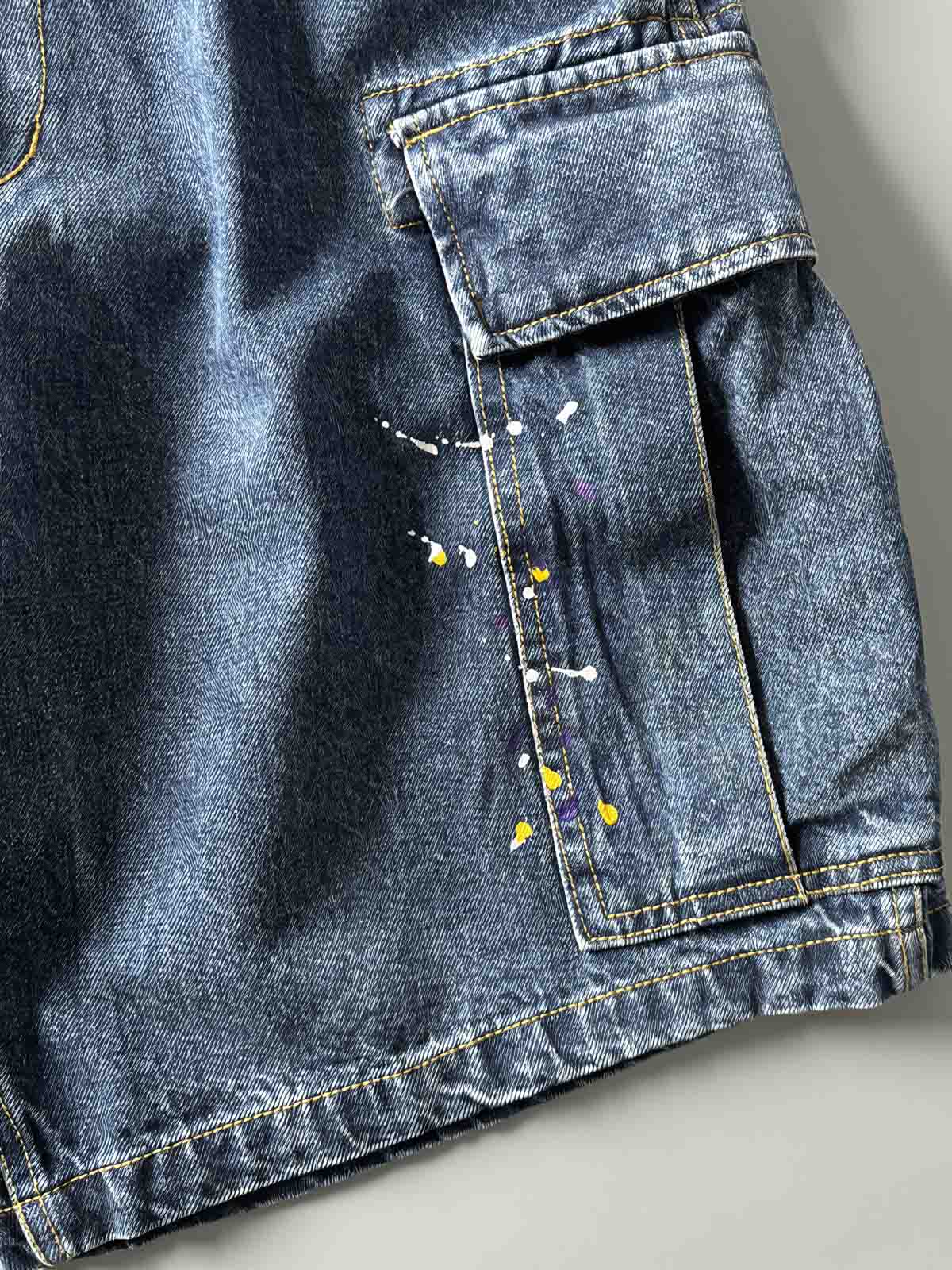 PESSOA CLUBペイントデザインと多ポケットの詳細図