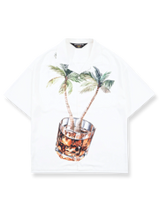 製品画像: ヤシの木とウイスキーグラスプリントのハワイアンシャツ正面図