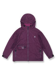 軽量多ポケットフード付きUVカットジャケットの正面図、軽量デザインと多ポケットを示す