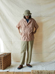 四つポケット半袖シャツ