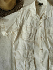 四つポケット半袖シャツ