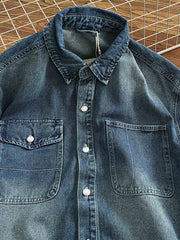 アメリカンワークウェア風ダブルポケット中厚ウォッシュヴィンテージデニムシャツの全体画像。