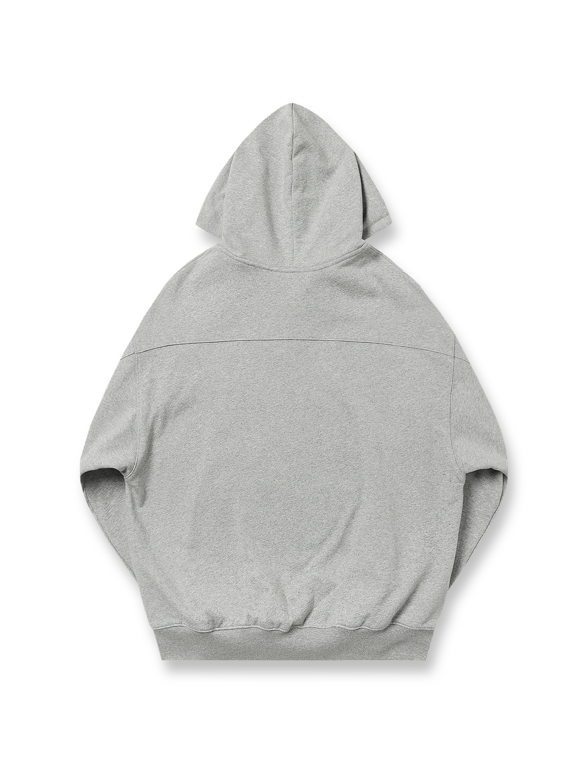 パーカーの生地の質感と色彩のディテール画像