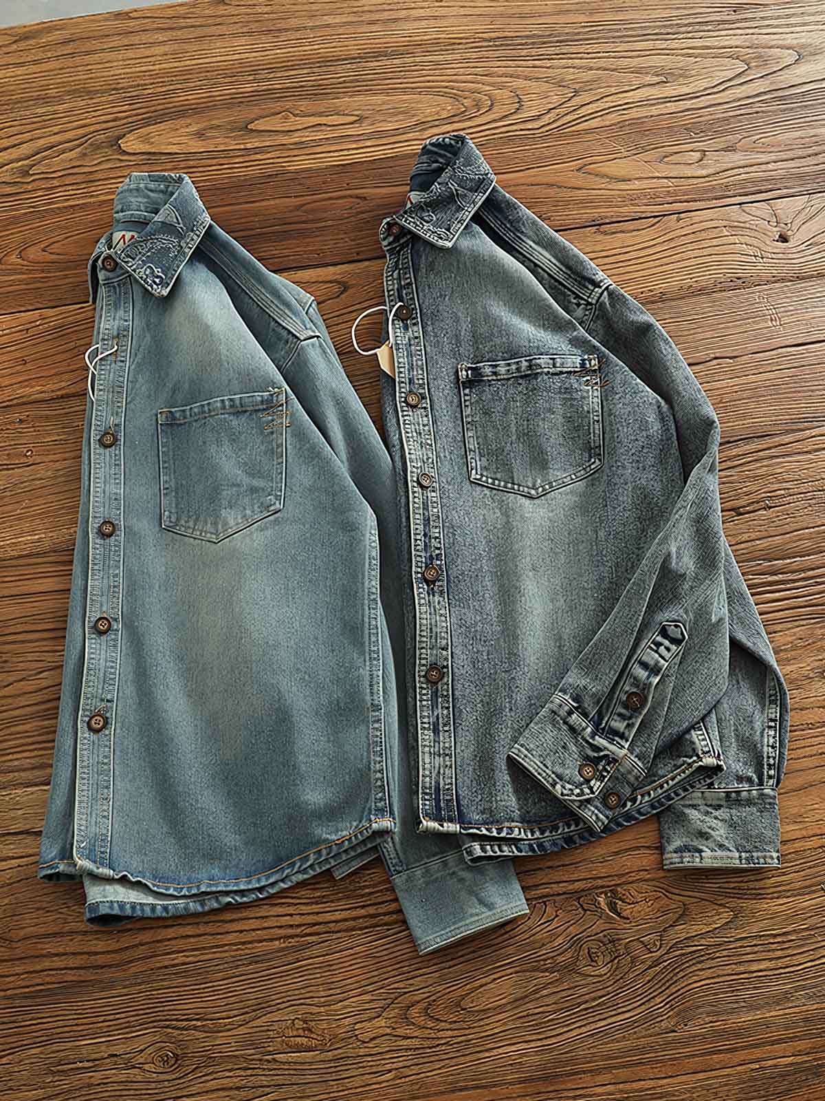 シャツのウォッシュ加工ディテールとワークポケットデザイン