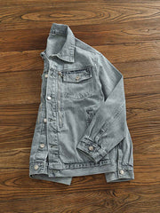 アメリカンカジュアル襟付きデニムジャケットのワークポケットとユーズド加工のディテール