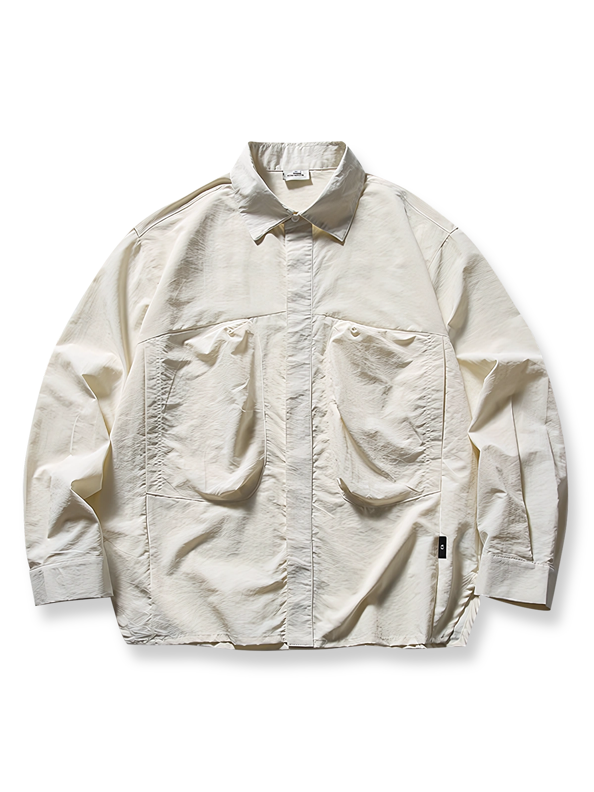 製品画像: ポケット装飾付きアウトドアシャツのフロント展示