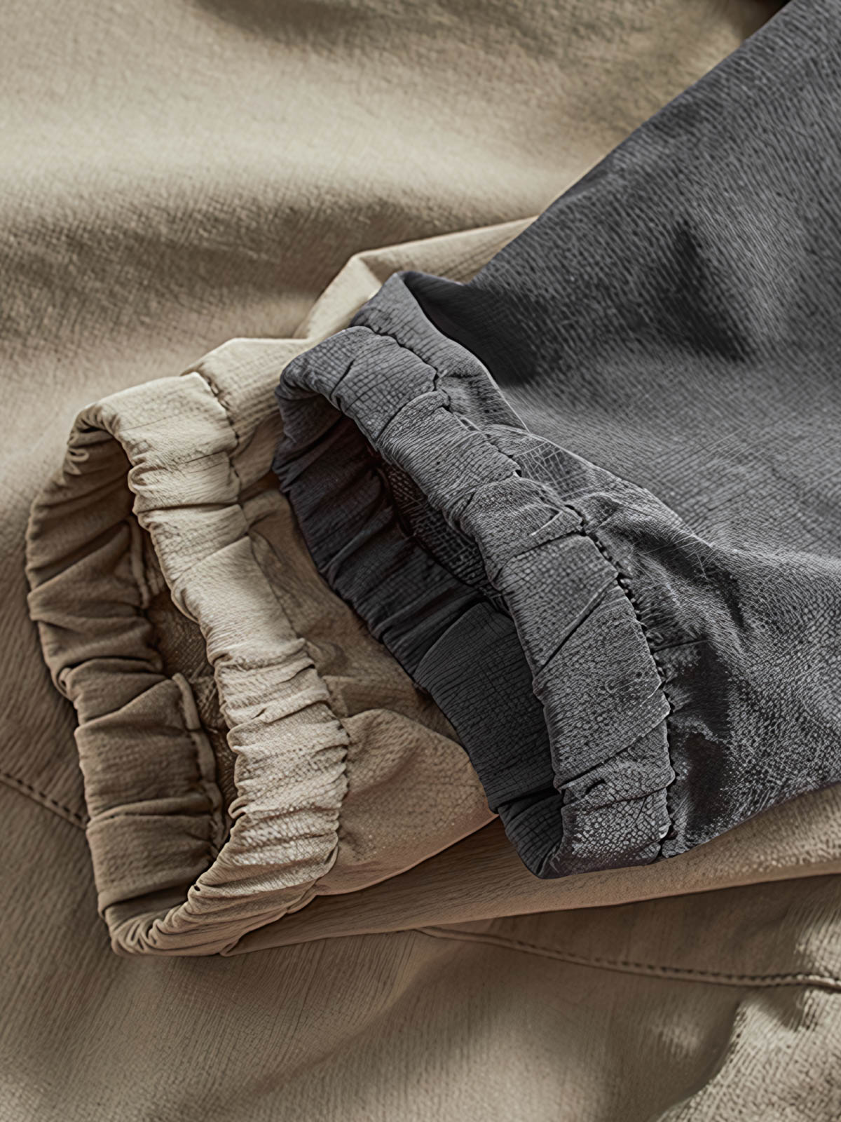 胸ポケットとドローコードのディテール展示