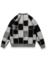 製品画像: チェッカーボード柄Vネックカーディガンの正面画像
詳細画像: チェッカーボード柄とカーディガン素材の詳細画像