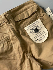 製品画像: ヘビーウェイトウォッシュ加工マルチポケットカーゴパンツの全体画像
詳細画像: ヴィンテージ感漂うウォッシュ加工と実用的なマルチポケットデザインの詳細画像