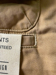 製品画像: ヘビーウェイトウォッシュ加工マルチポケットカーゴパンツの全体画像
詳細画像: ヴィンテージ感漂うウォッシュ加工と実用的なマルチポケットデザインの詳細画像