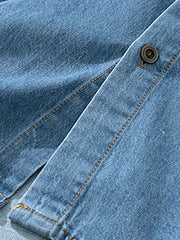 製品画像: ヴィンテージマルチポケットデニムシャツの全体展示 詳細画像: デニムシャツのポケットと生地のディテール展示