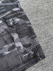 製品画像: 迷彩ワークショーツ正面
詳細画像: 多ポケット迷彩ワークショーツのディテール