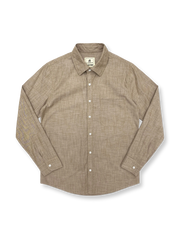 製品画像: クラシックなデザインとシンプルなシルエットが特徴のリネンコットン混紡メンズ長袖シャツの全体画像。