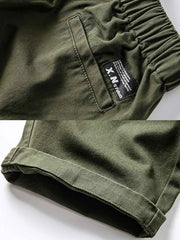 詳細画像: 立体ポケットとダブルステッチ加工を示すディテール画像