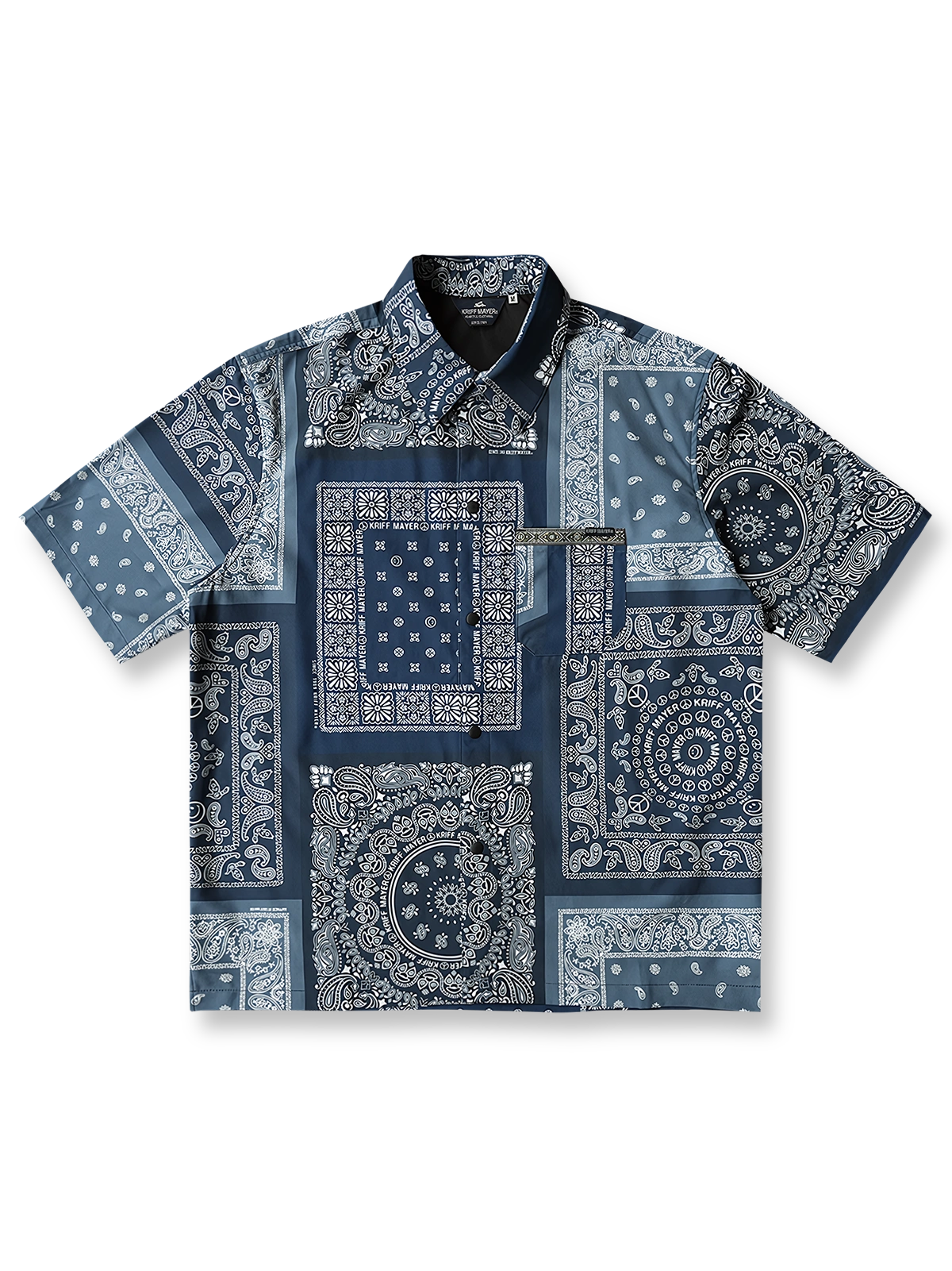 製品画像: インディゴブルーのペイズリー切り替えルーズフィットオープンカラー半袖シャツの全体像を正面から撮影した画像
詳細画像: ペイズリー切り替えシャツのディテール画像をクローズアップした画像