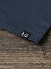 製品画像: ハイキングラビット刺繍クルーネック長袖Tシャツの全体像を正面から撮影した画像
詳細画像: 胸元のラビット刺繍ディテールをクローズアップした画像