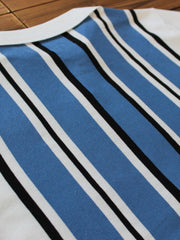 詳細画像: ストライプデザインと高密度コットン素材のディテールクローズアップ