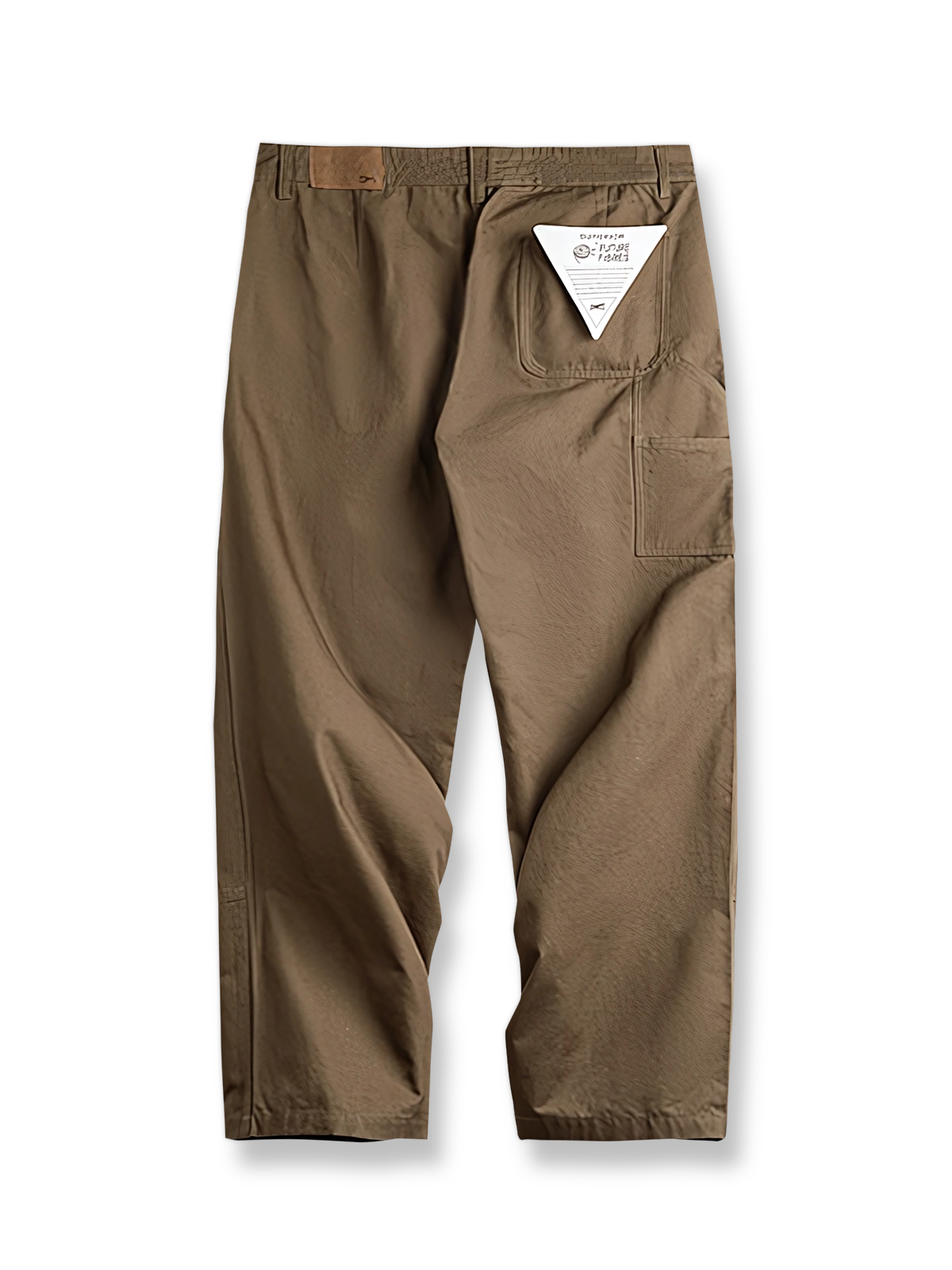 詳細画像: 独特なクロスハッチテクスチャーと耐久性を高めるダブルニーのパッチワークデザインの特写。アメカジスタイルを引き立てるディテール。
モデル画像: モデルが着用したアメカジレトロランバーパンツ。シンプルなワークスタイルとレトロなアメカジ魅力が際立つカジュアルファッションコーディネート。