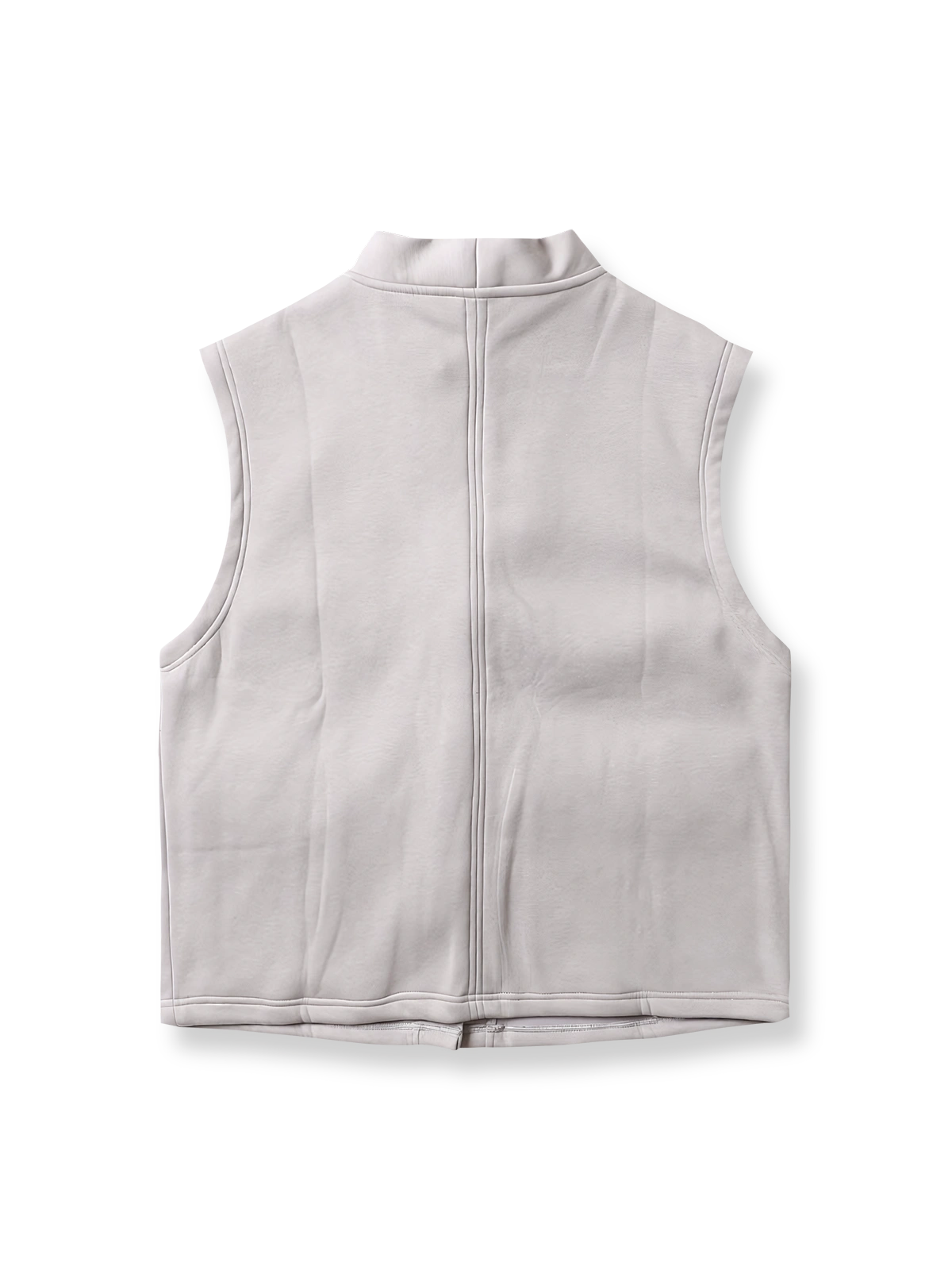 製品画像
ヴィンテージ風ホーンボタン付きフリースベストの全体正面画像。クラシックなホーンボタンデザインとカラーバリエーション(ブラック、グレー、キャメル)が特徴的です。
詳細画像
フリースベストのホーンボタンや生地のディテール画像。フリースの柔らかさとコットン混素材の耐久性を強調するクローズアップ。