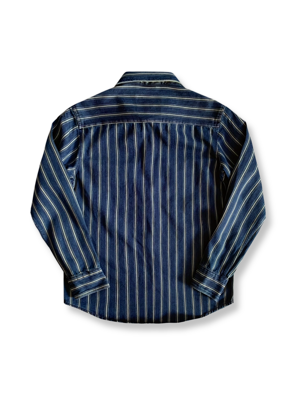 縦縞ウォッシュデニムシャツの全体画像