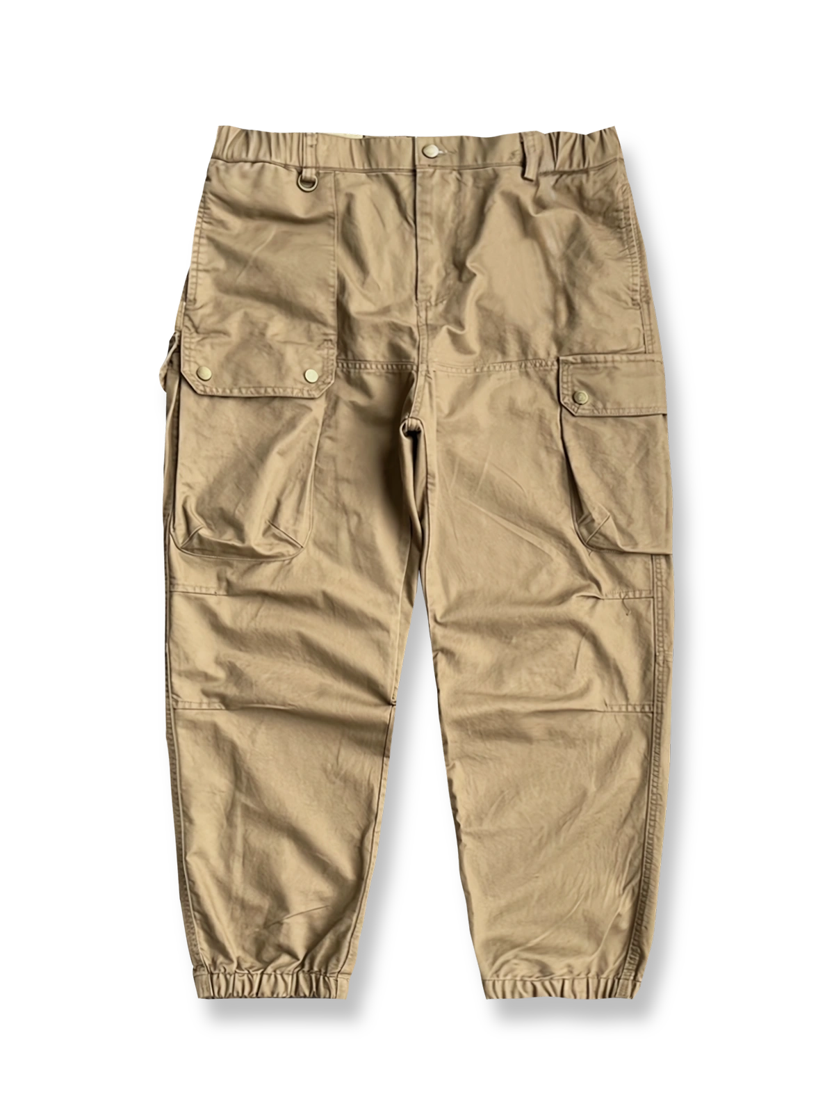 製品画像:立体裁断デザイン、多機能ポケット付きの100%コットンワークパンツの製品全体の画像
詳細画像:立体裁断ワークパンツの多機能ポケットと裾ゴム仕様ディテール部分