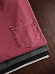 ノーカラーデザインとヴィンテージ加工のディテール