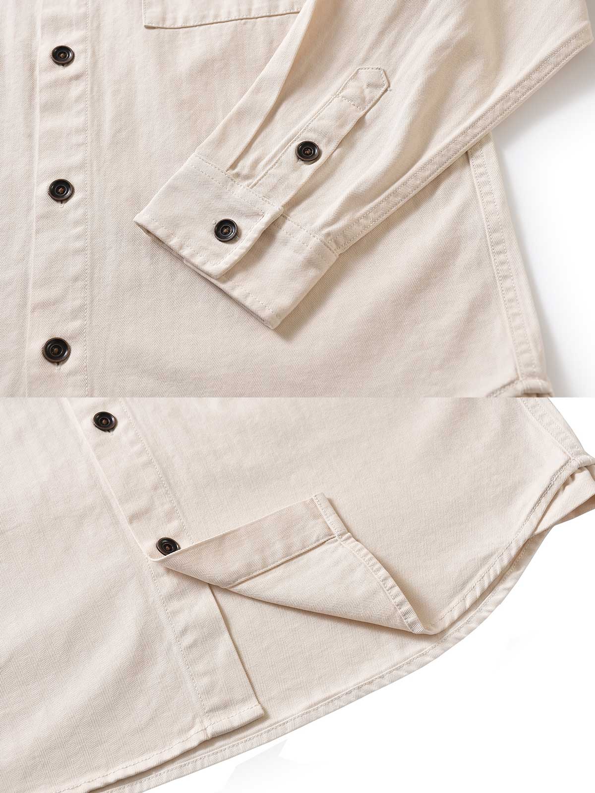 シャツの生地ディテールとメタルボタンの展示