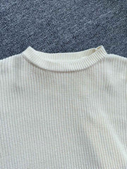 製品画像: 襟付きレイヤードニットプルオーバーの平置き画像
詳細画像: ニットプルオーバーの襟部分のディテール