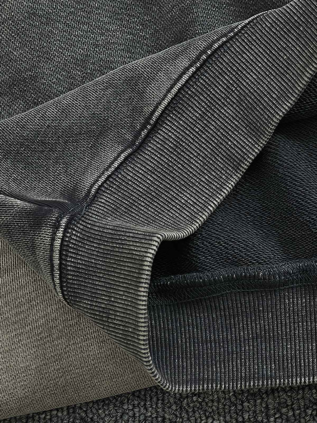 ウォッシュ加工とドロップショルダーディテール画像