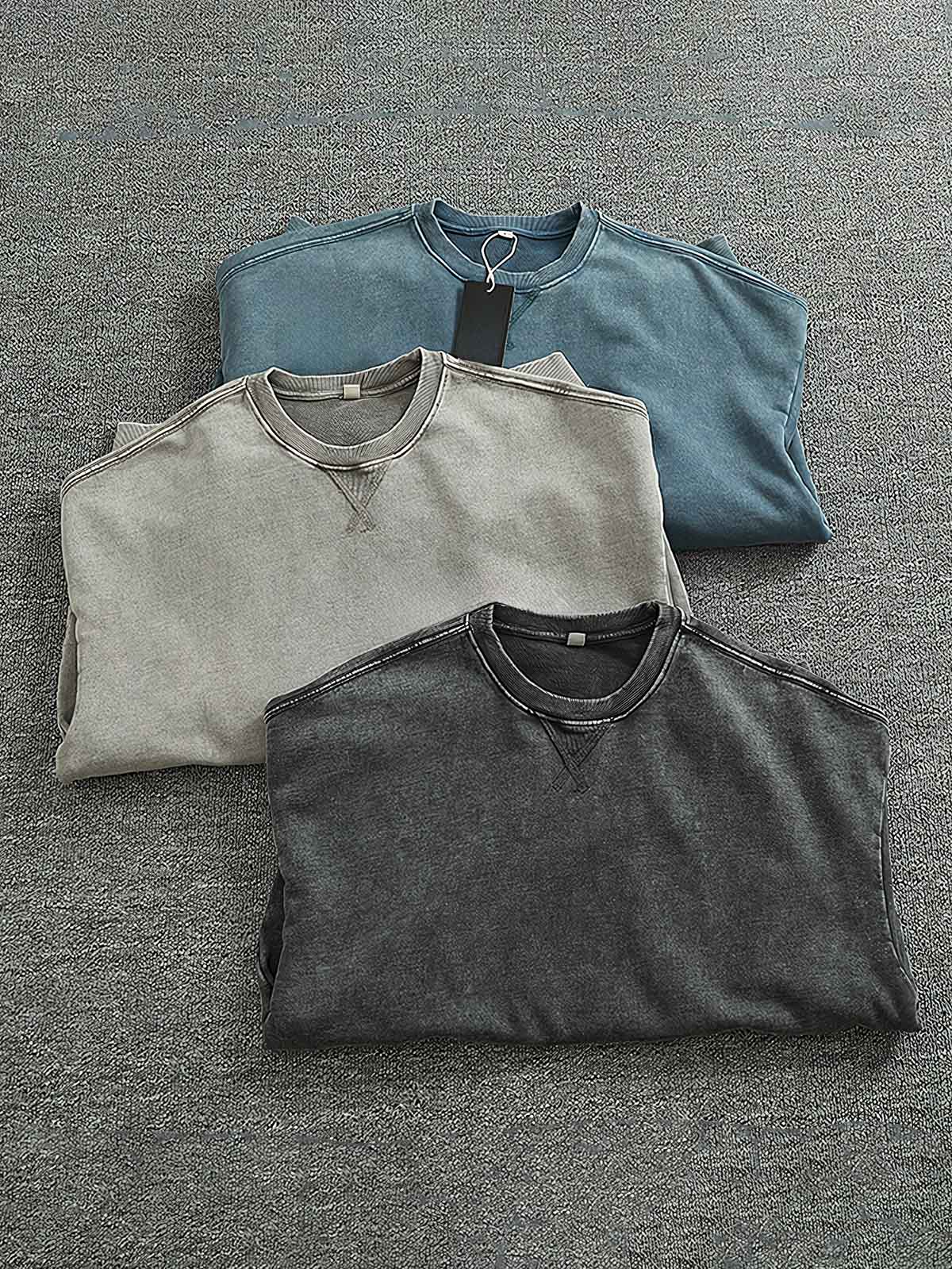 ヘビーウェイトクルーネックパイルスウェット平置き画像