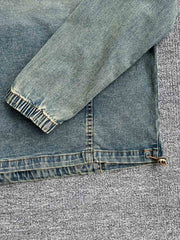 ウォッシュ加工とスタンドカラーデザインのディテール画像