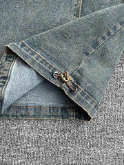 ウォッシュ加工とスタンドカラーデザインのディテール画像