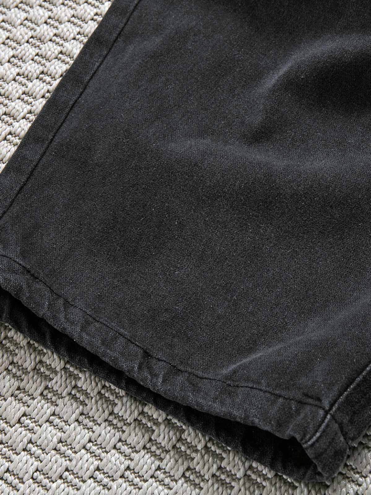 マルチポケットとウォッシュ加工のディテール画像