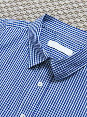 格子柄と丁寧な仕上げのディテール画像