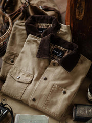 製品画像: ミシガンスタイルのヴィンテージワークジャケット、コーデュロイ襟が特徴
詳細画像: 二重織りキャンバス生地と多ポケットデザインのディテール