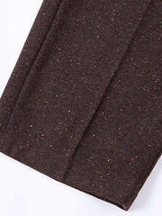 ウエストの調整可能なサイドタブと果実ボタンのディテール