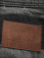 製品画像: スタンドカラーヴィンテージウォッシュデニムジャケット正面展示
詳細画像: 胸前のワークポケットとスタンドカラーデザインの詳細