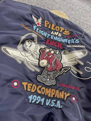 製品画像: ホットロッド・デビル (Hot Rod Devil) テーマのデュポン防水フライトジャケット全体画像
詳細画像: ホットロッド・デビル刺繍とフライトジャケットのデザインディテール