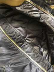 製品画像: ホットロッド・デビル (Hot Rod Devil) テーマのデュポン防水フライトジャケット全体画像
詳細画像: ホットロッド・デビル刺繍とフライトジャケットのデザインディテール