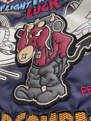 製品画像: ホットロッド・デビル (Hot Rod Devil) テーマのデュポン防水フライトジャケット全体画像
詳細画像: ホットロッド・デビル刺繍とフライトジャケットのデザインディテール