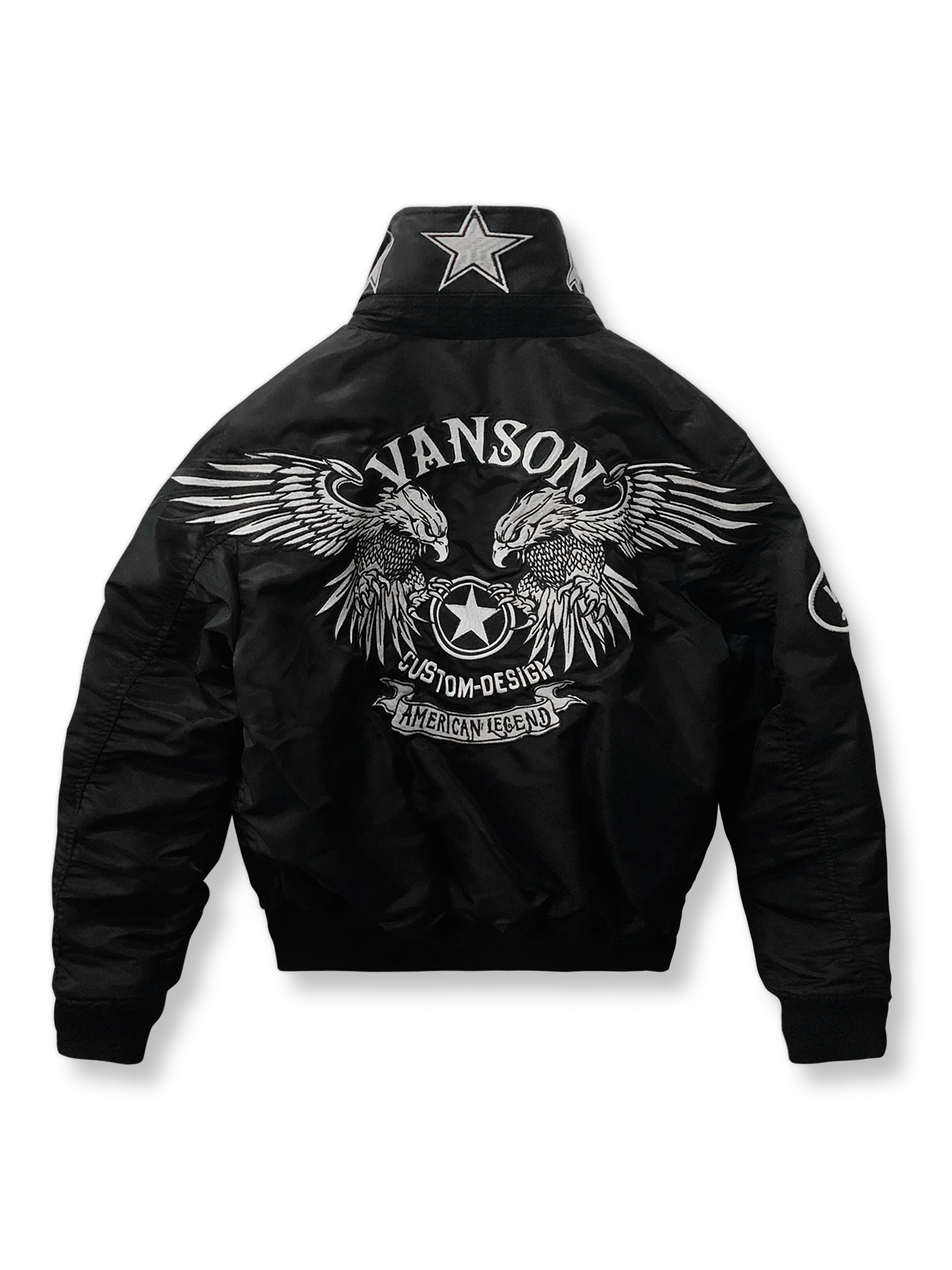 製品画像: フル刺繍デザインのマンソン・フローズンイーグル45Pフライトジャケット全体画像
詳細画像: フローズンイーグル刺繍とラウンドムーンカーブスリーブのディテール画像