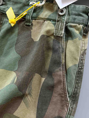 YKKスナップボタンとサスペンダー ディテール画像